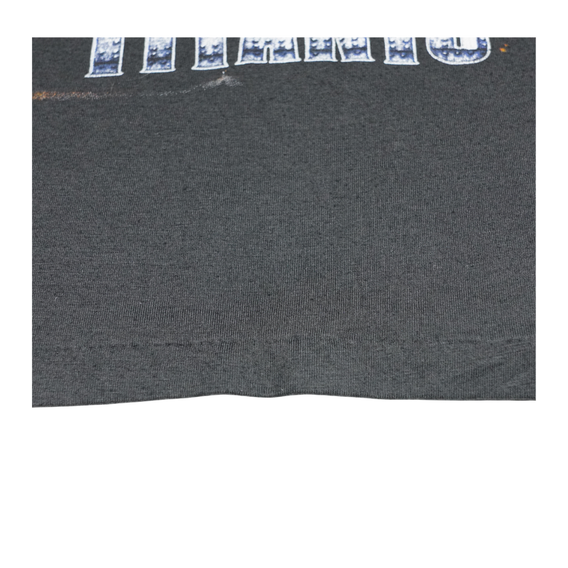 1990s Titanic Movie Leonardo DiCaprio Kate Winslet Tee